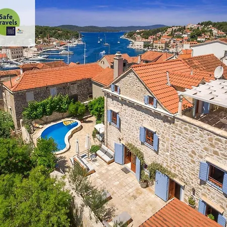 Vicina Heritage For 9,milna - Close To Restaurants And Shops 밀나