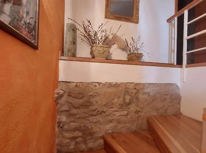 Villa Vicina Heritage For 9,milna - Close To Restaurants And Shops *