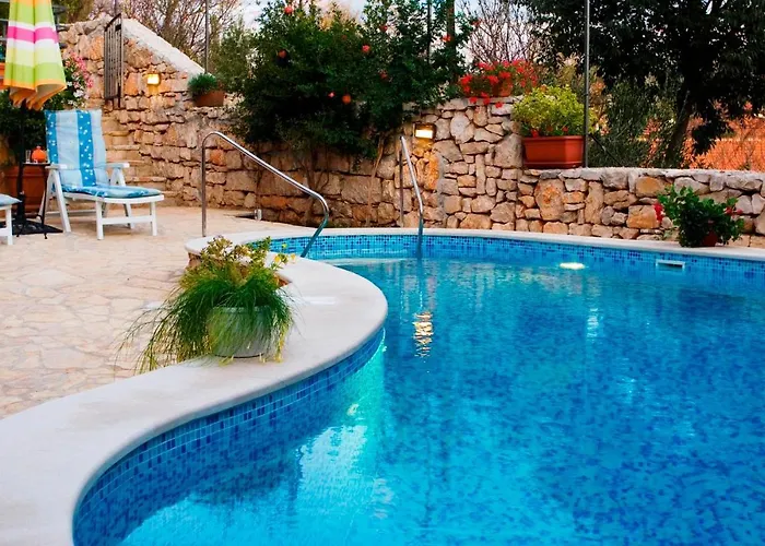 Vicina Heritage For 9,milna - Close To Restaurants And Shops Villa *