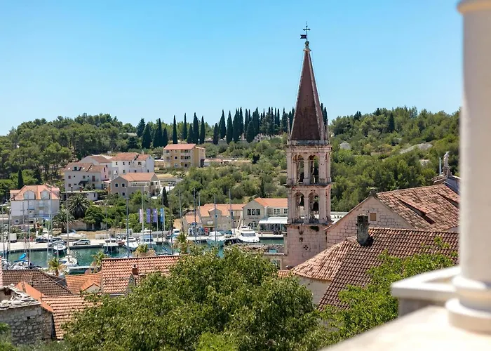 Villa Vicina Heritage For 9,milna - Close To Restaurants And Shops *